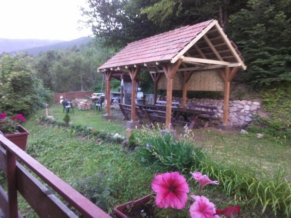 Turisticki Kompleks - Montana Tjentiste Exterior photo